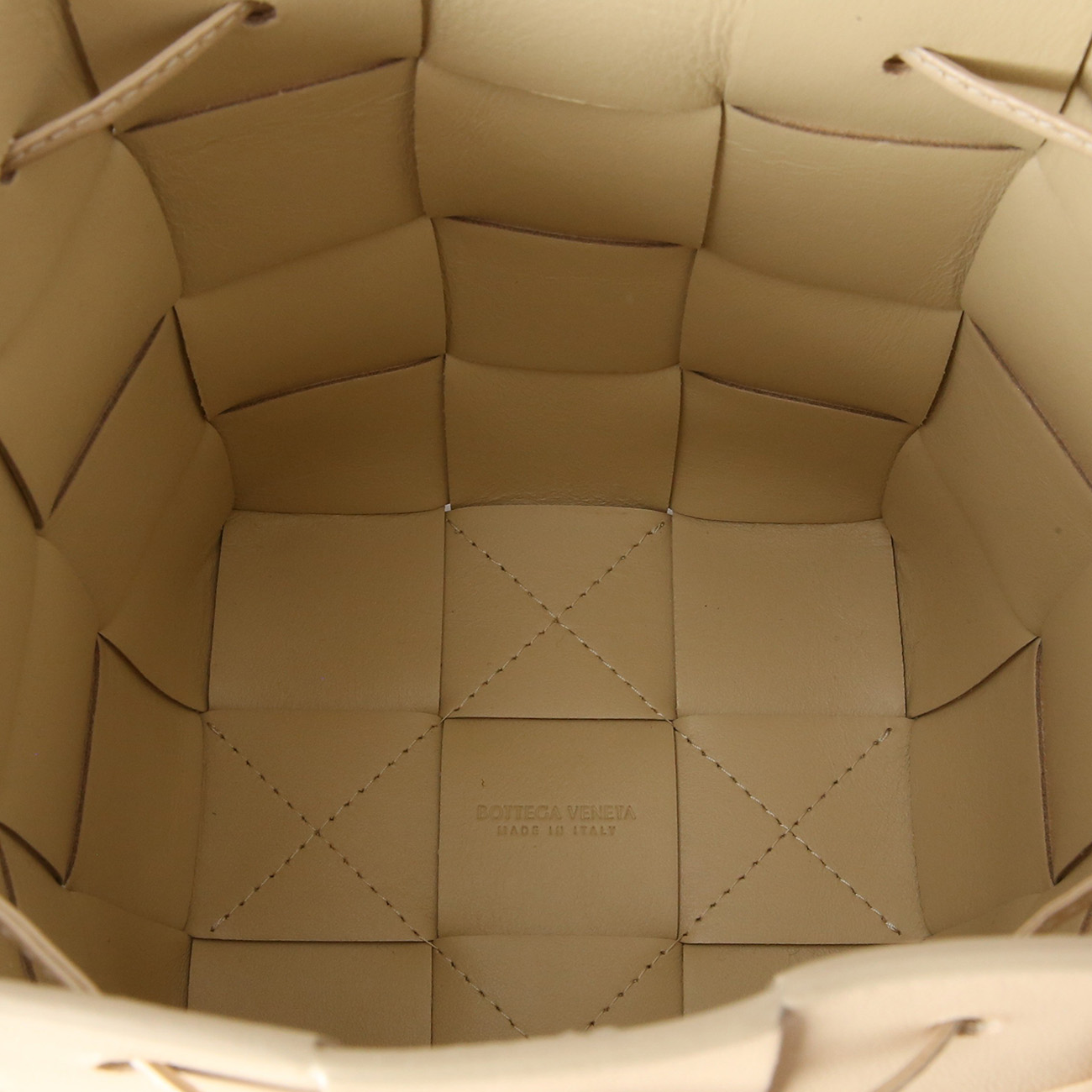 BOTTEGA VENETA(USED)보테가베네타 카세트 버킷백